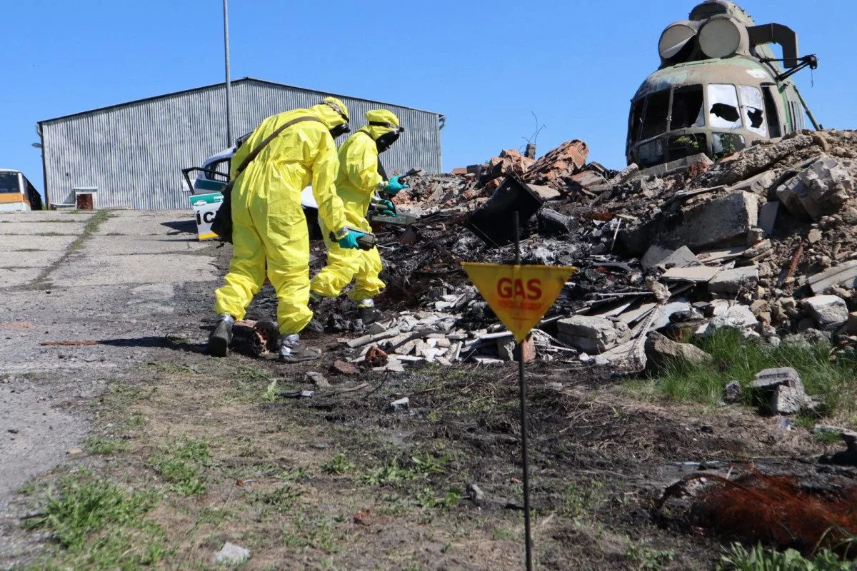 Liberečtí chemici na cvičení na Slovensku: pracovali s ostrými bojovými látkami