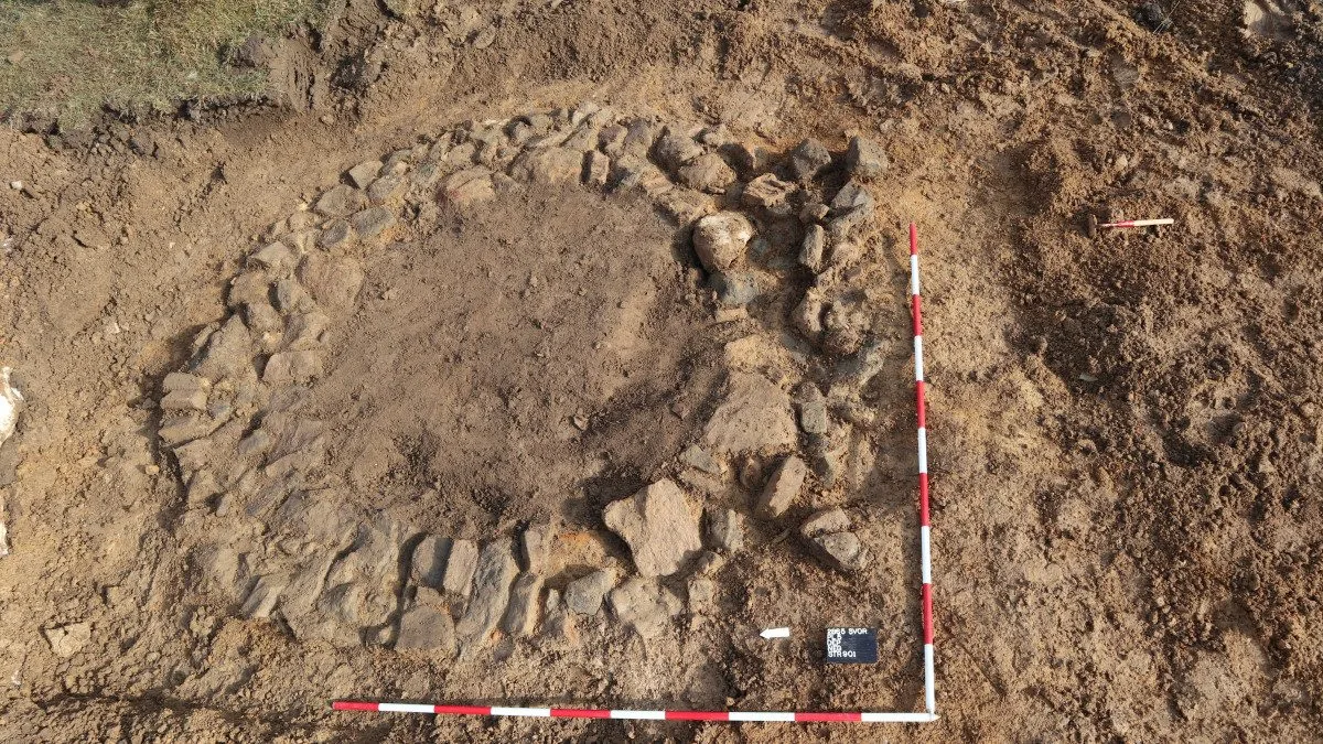 Na nově budovaném obchvatu Svoru našli archeologové vlčí jámu, tedy past na vlky