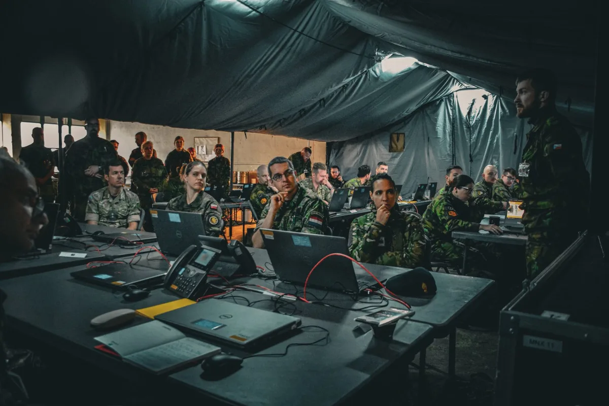 V kasárnách v Liberci cvičilo česko-britské velitelství velení spojencům z NATO