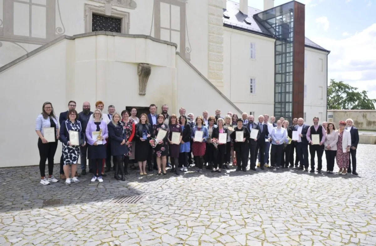 Zlatá popelnice 2024: nejlíp třídí v Jilemnice, Dubé a Pasekách nad Jizerou