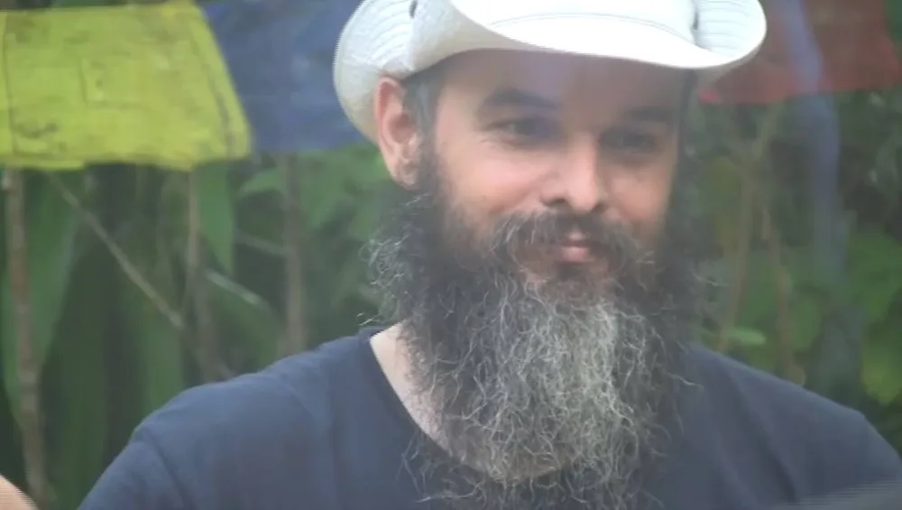 Učitelka z Liberce členkou sekty guru Járy. Na střední škole skončila