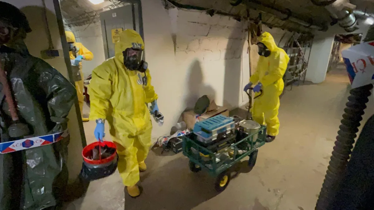 Nebezpečná militantní skupina s centrem v krytu pod Sokolákem. V Liberci cvičí pluk chemiků