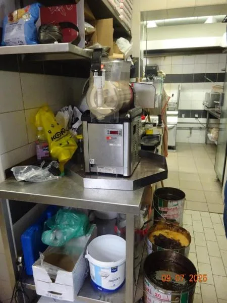 Inspekce uzavřela kvůli hlodavcům a špíně oblíbenou libereckou pizzerii