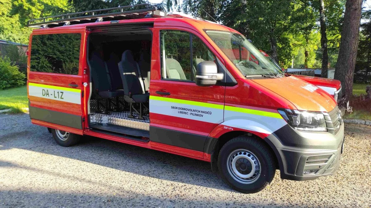 Dobrovolní hasiči z Pilínkova mají nové auto, nahradilo původní 30 let staré