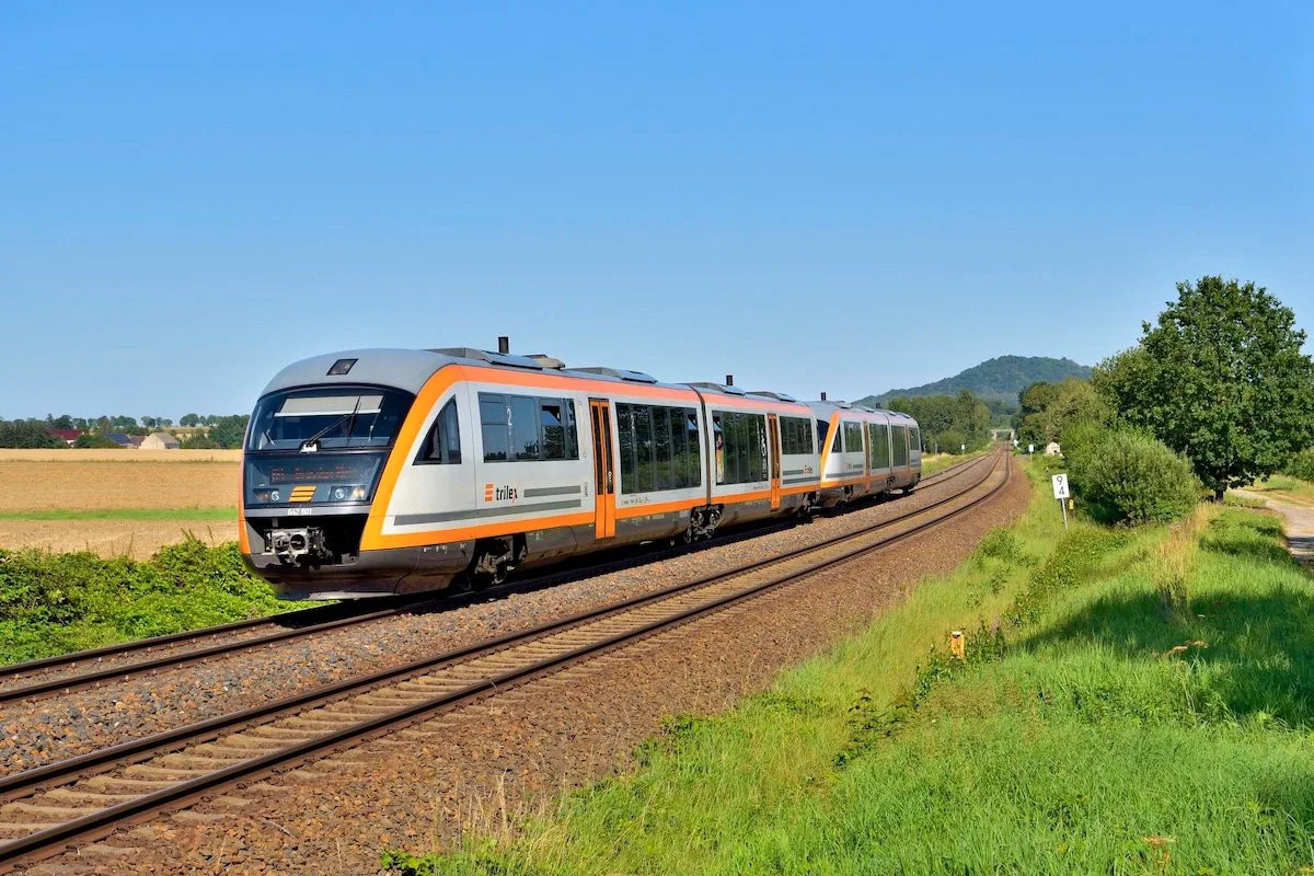 Práce, která má smysl. Die Länderbahn hledá referenta dopravy