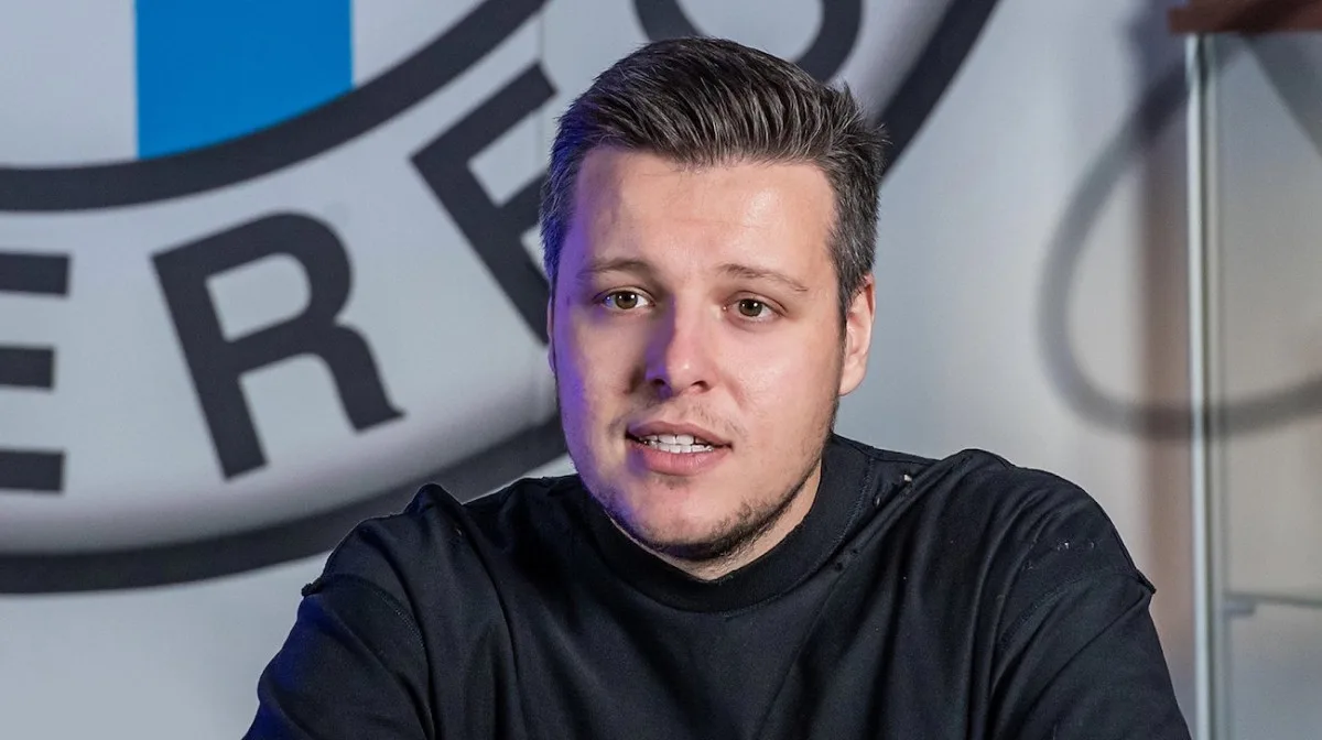 Extrémní krok, komentuje odebrání akreditací Kania. Ukázka slabosti, říká