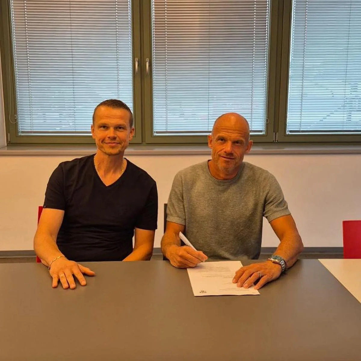 Překvapení v Lípě. Arsenal odvolal trenéra, najal Davida Jarolíma