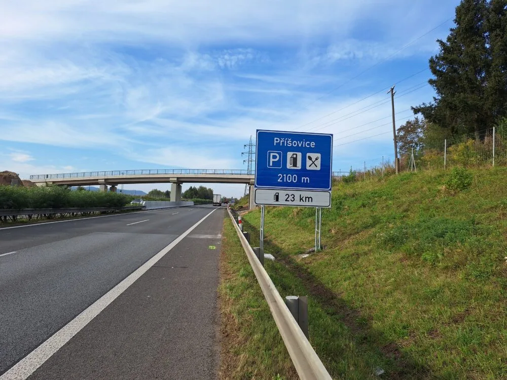 Začíná oprava dálnice D10 mezi Ohrazenicemi a Svijany