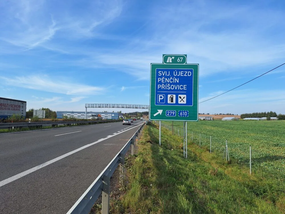 Začíná oprava dálnice D10 mezi Ohrazenicemi a Svijany
