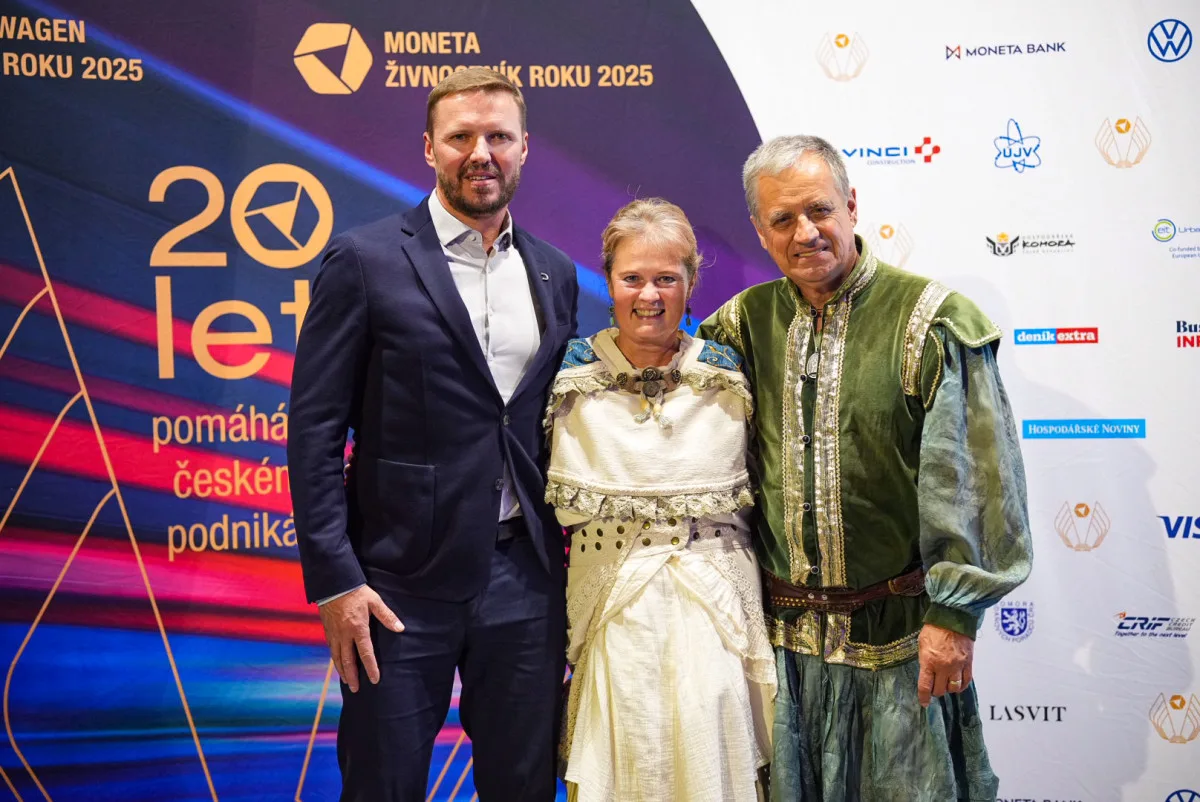 Zleva Luboš Hajský, Irena Štěpánková a Bohumil Štěpánek