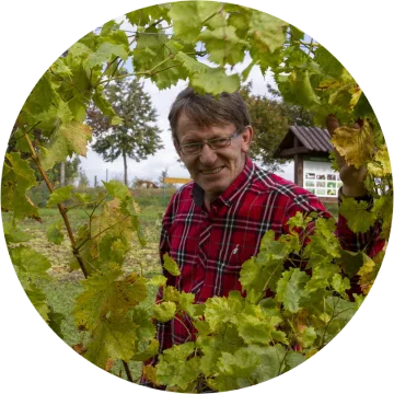 Stovky lidí se naposledy rozloučily s kantorem a agronomem Jaroslavem Palarcem