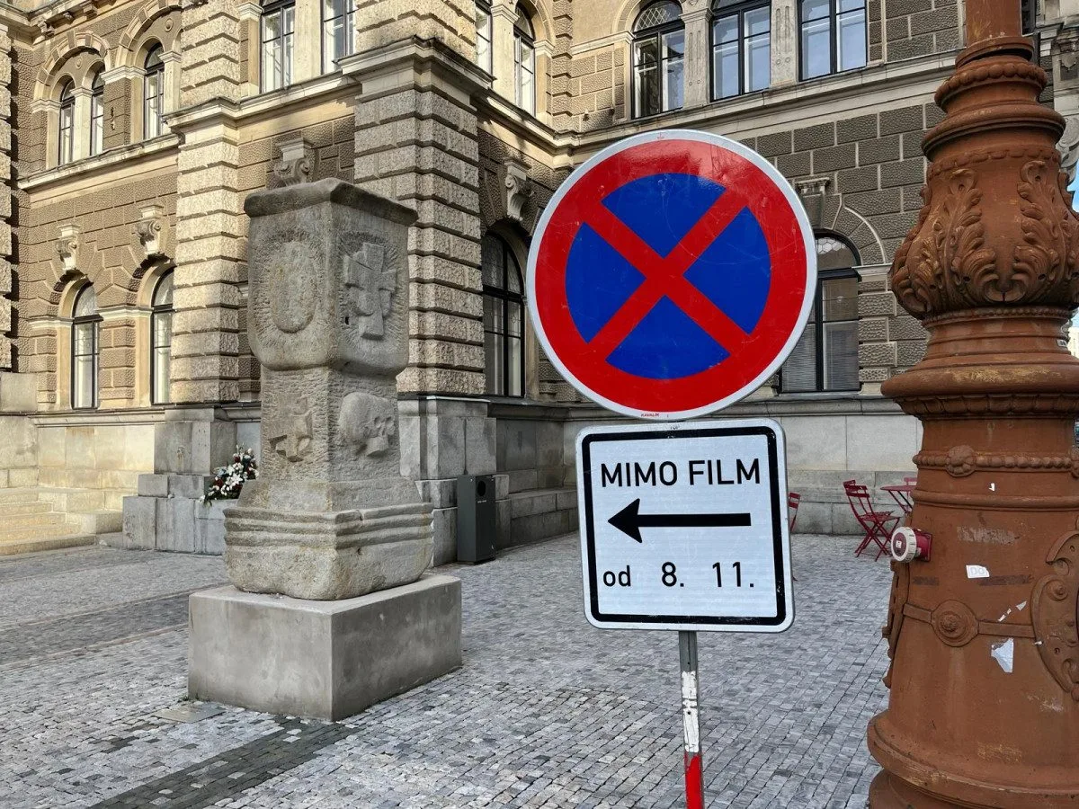Filmaři obsadí radnici v Liberci. Netflix bude ve městě natáčet historický seriál