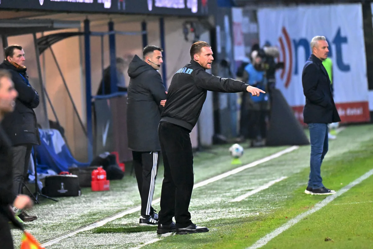 Dohra duelu Slovanu s Olomoucí. Strkanice i vyjádření majitele k prodeji opor