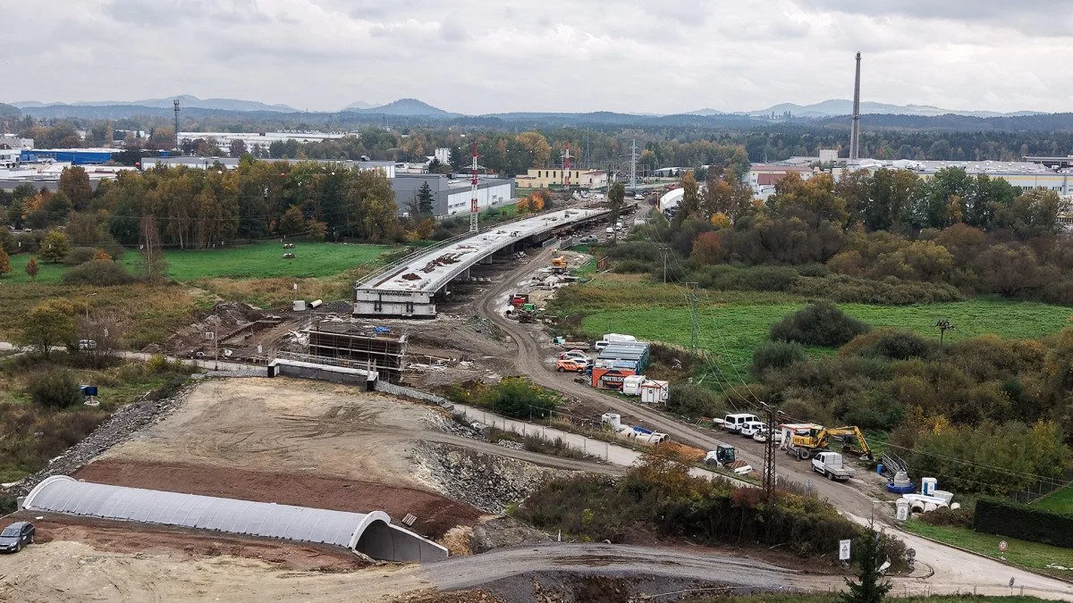 Příprava silnice 9 běží dál. Dokončení obchvatu je nesmírně důležité, říká starostka