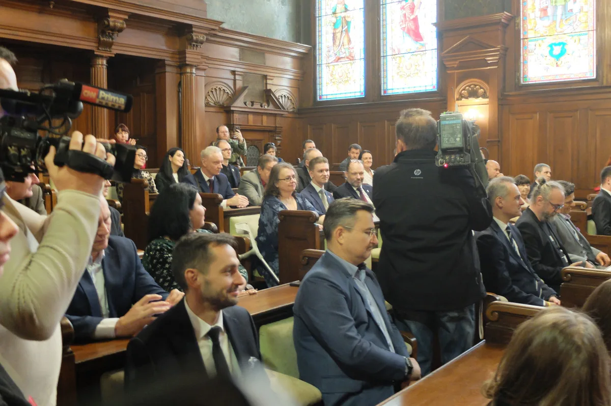 Prezident v Liberci. Zaujala ho nanovlákna, na radnici mluvil o pomoci Ukrajině