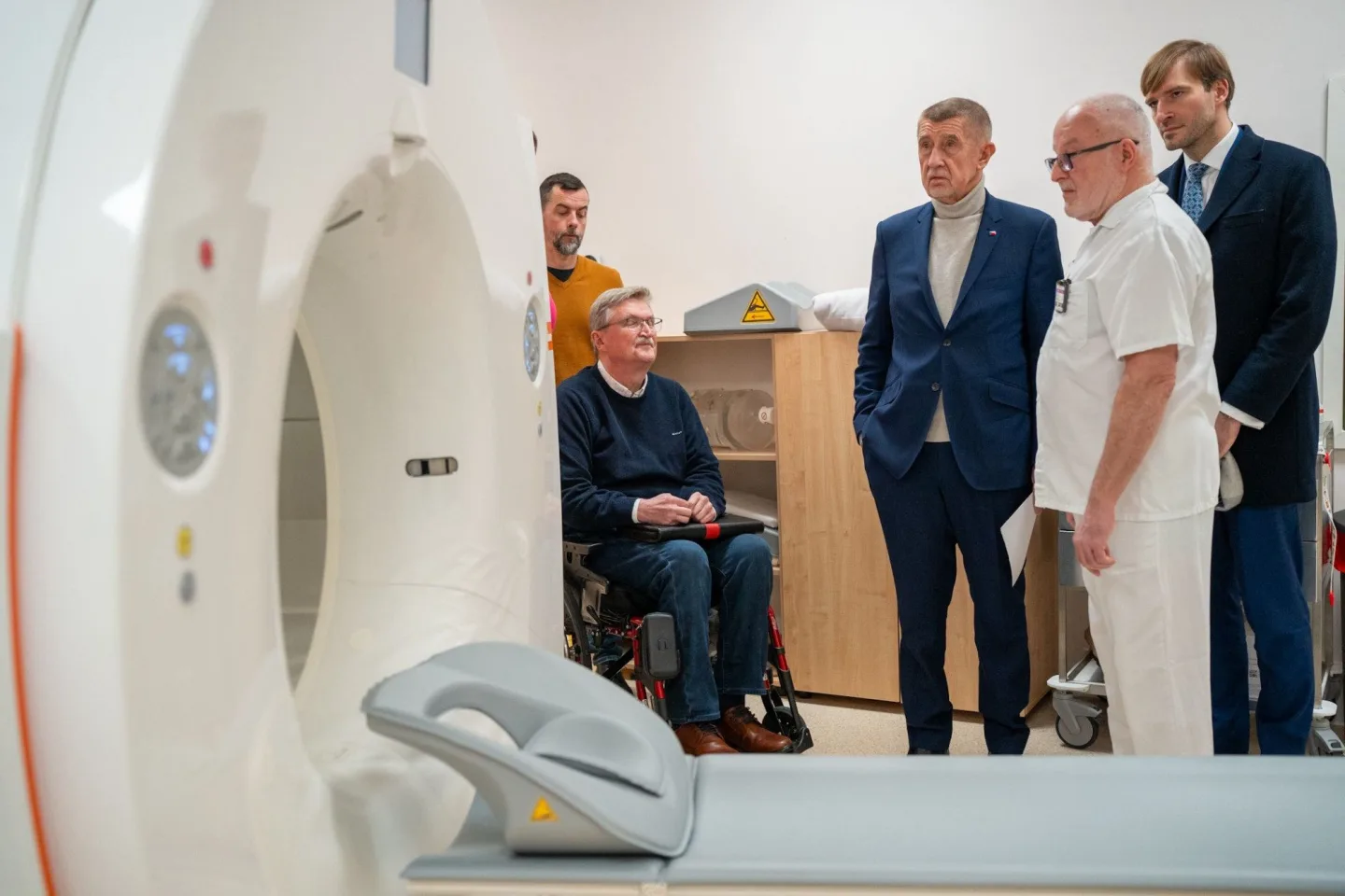 Babiš a Vojtěch v liberecké nemocnici. Premiér ukázal snímek rakoviny prostaty