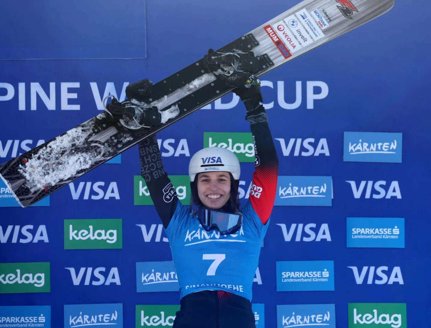 Ještěd přivítá snowboardové závody dětí a snowboardovou hvězdu Zuzanu Maděrovou