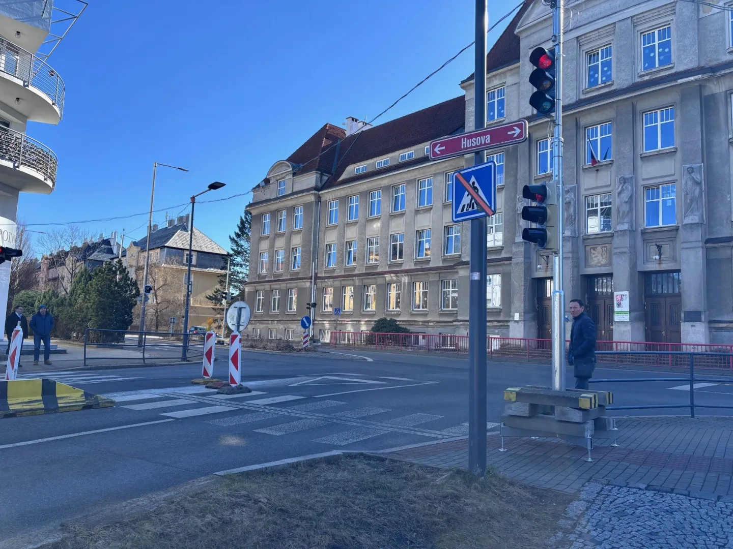 Liberecká únikovka začala. Řidiči hledají, kudy mohou projet
