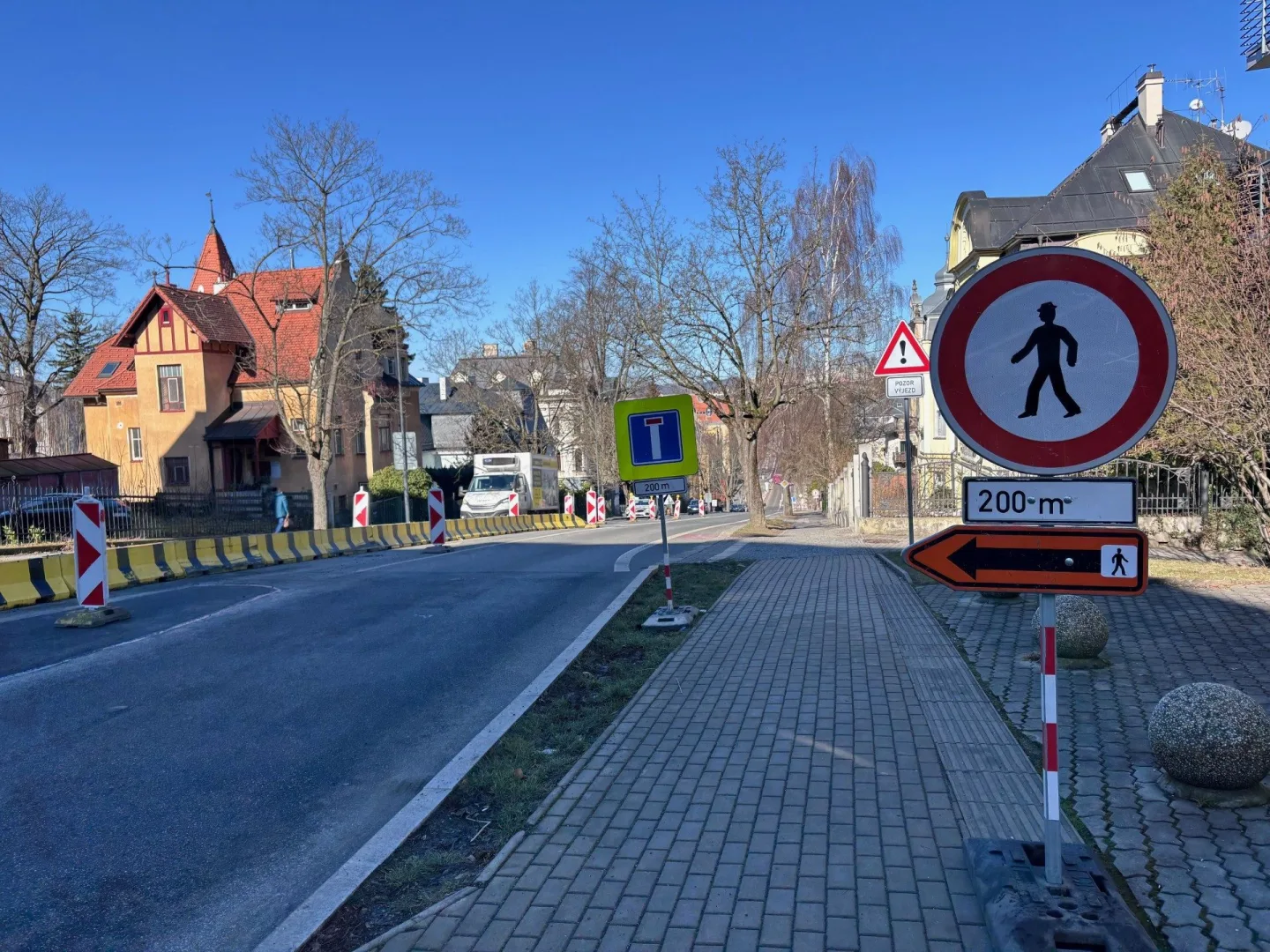 Liberecká únikovka začala. Řidiči hledají, kudy mohou projet