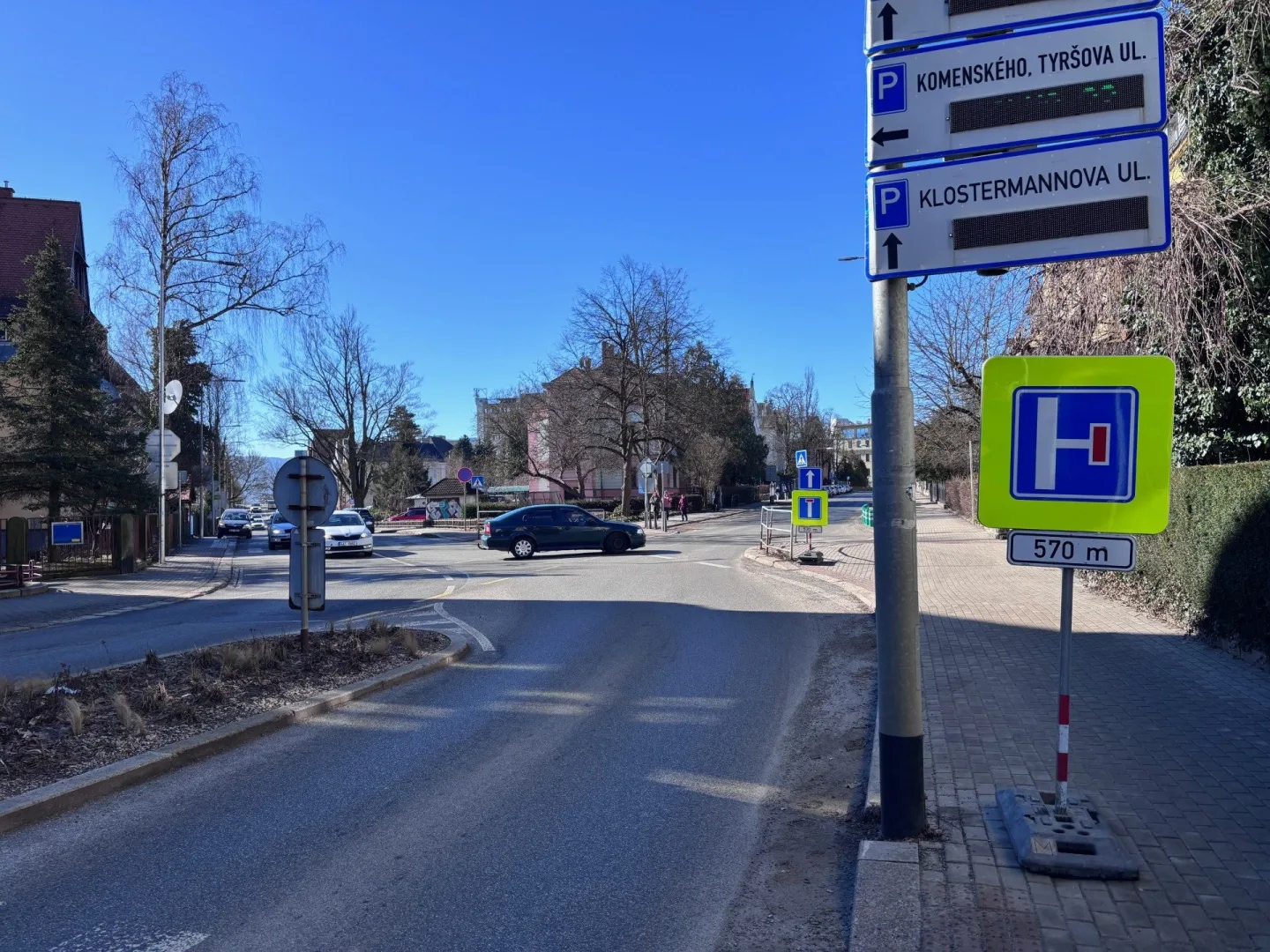 Liberecká únikovka začala. Řidiči hledají, kudy mohou projet