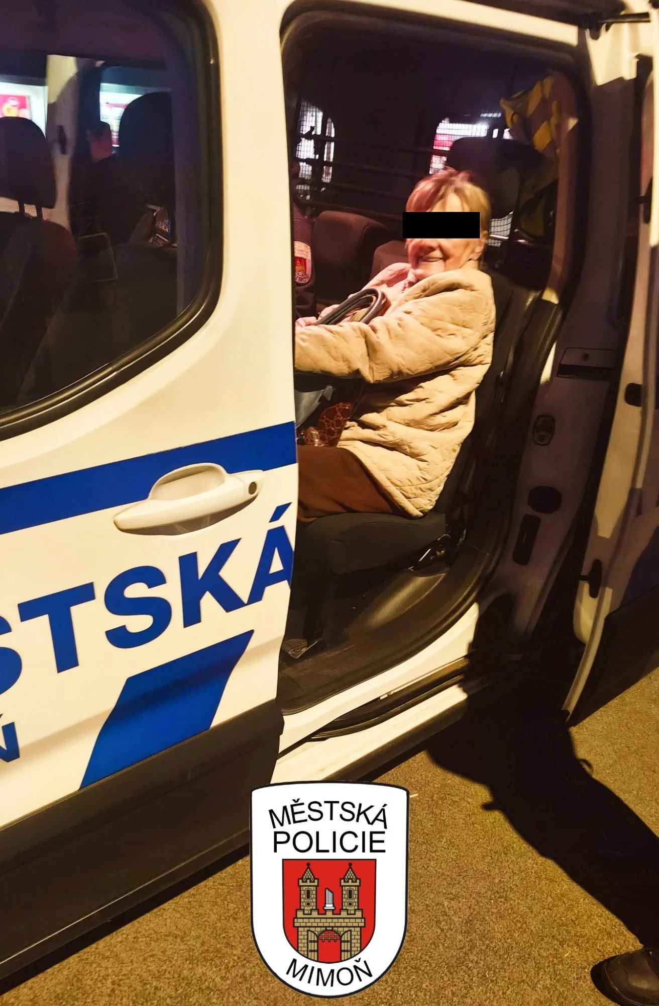 Bleskový zásah mimoňských strážníků. Hledali 86letou ženu s Alzheimerem