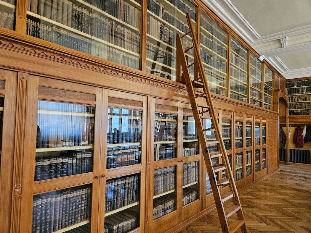 Muzeum v Liberci získalo při rekonstrukci knihovny několikametrový skener obrazů