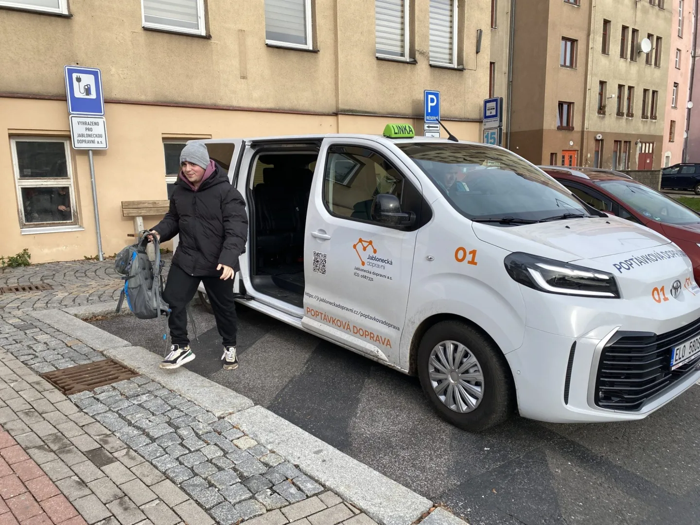 Jablonec nad Nisou chystá další rozšíření poptávkové dopravy, pořídí druhé auto