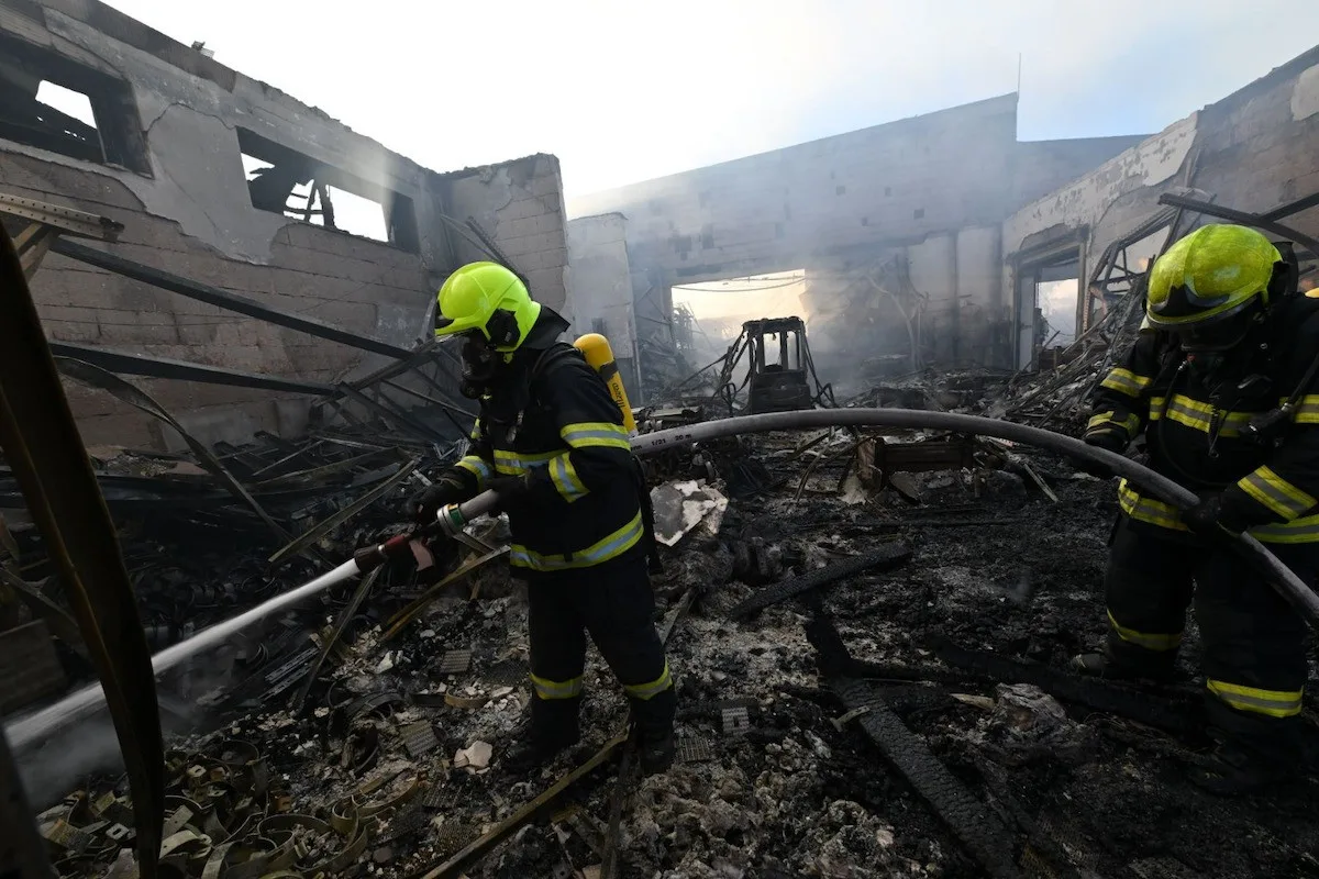 Walraven výrobu z vyhořelého areálu na Semilsku přesune do okolních závodů