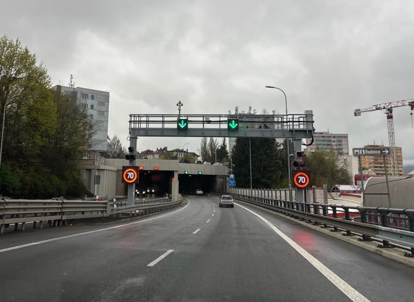 Pravidelná údržba tunelu omezí o víkendu dopravu na průtahu Libercem