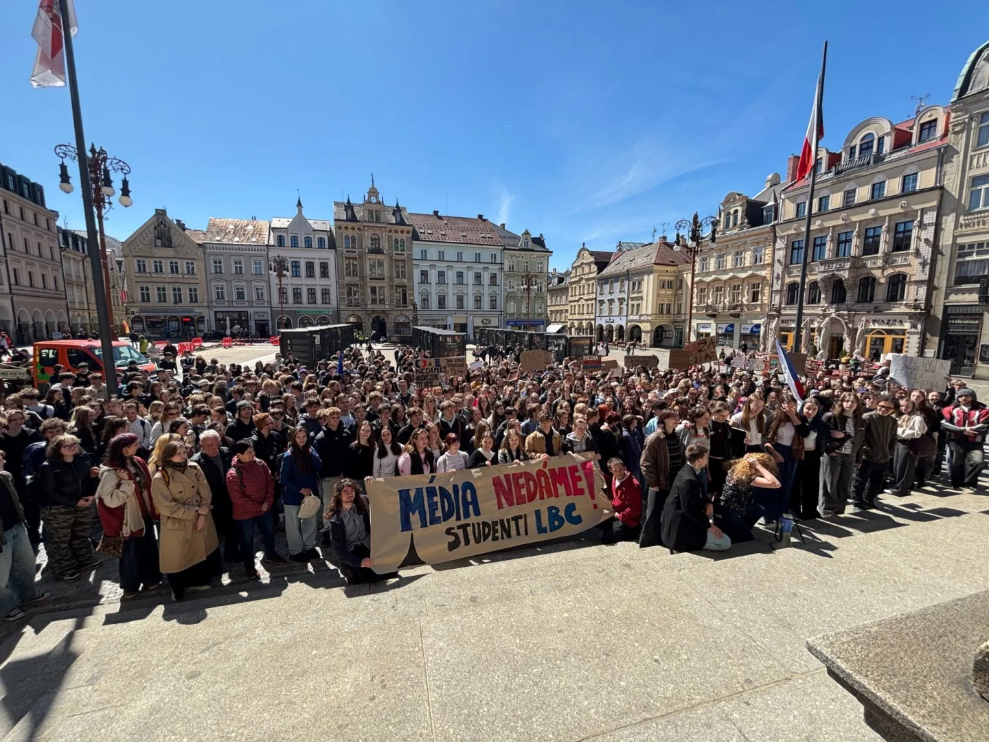 Studenti v Liberci: Veřejnoprávní média nedáme, nechceme jít cestou Slovenska a Maďarska