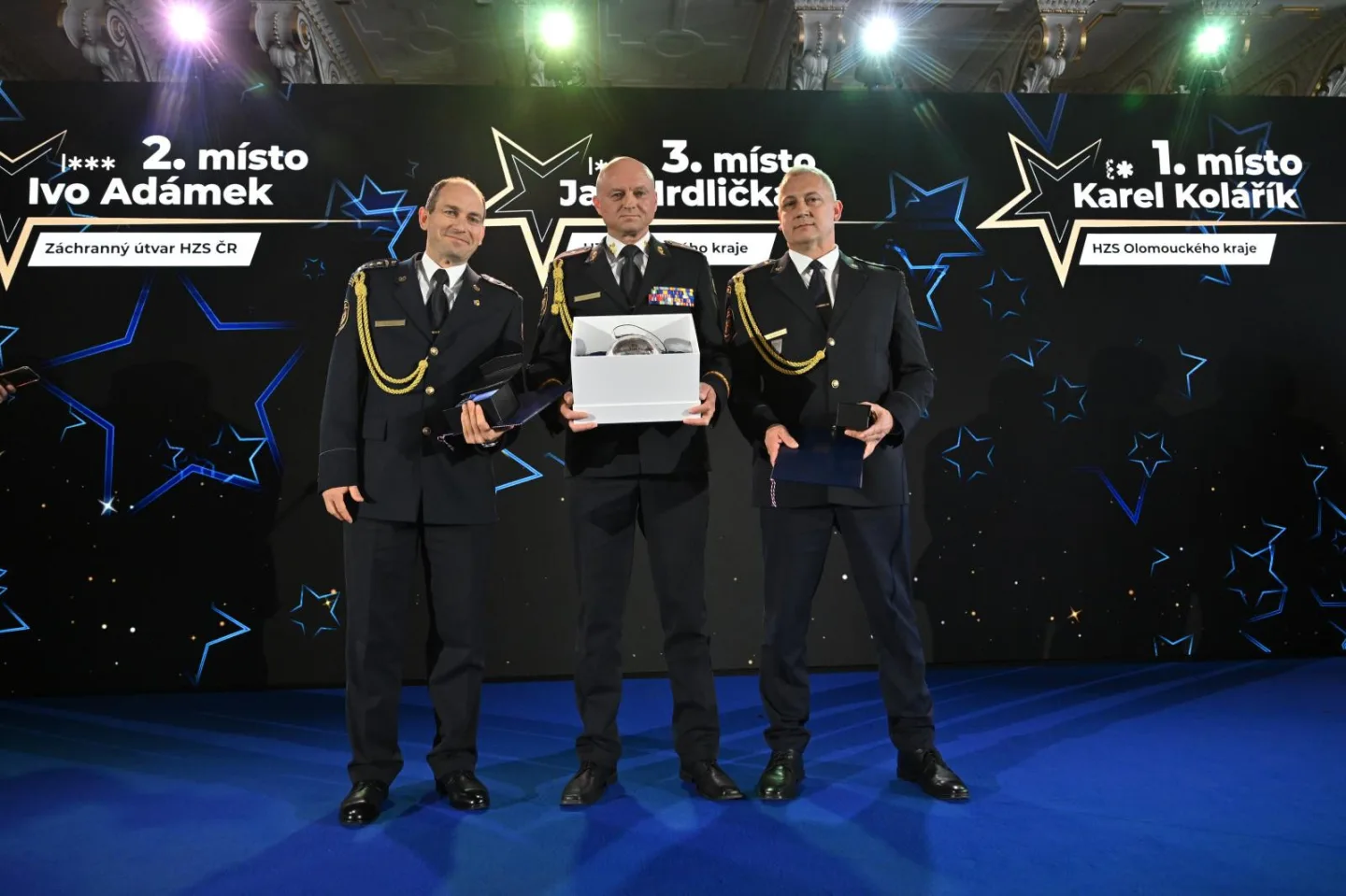 Hasičem roku je českolipský velitel profíků Dan Schwamberger, ocenění získal za záchranu života