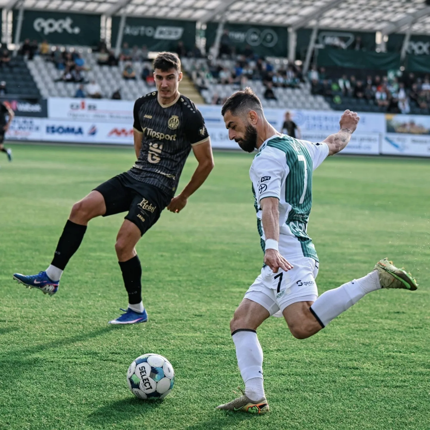 Jablonec v závěru skóroval a s Hradcem uhrál remízu 1:1. Drží čtvrté místo
