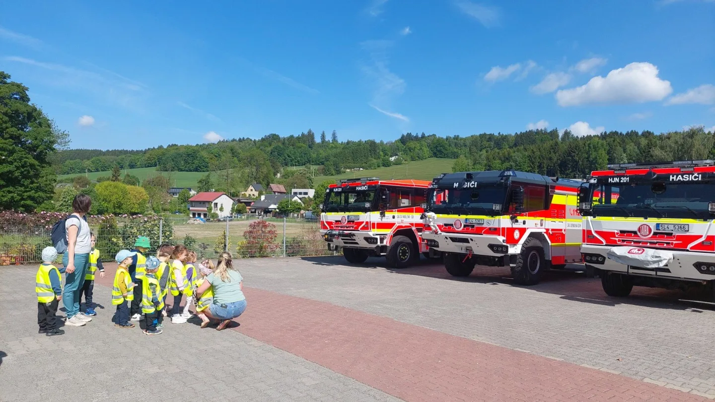 Jablonec obnovuje techniku svých jednotek dobrovolných hasičů, koupil tři nové cisterny