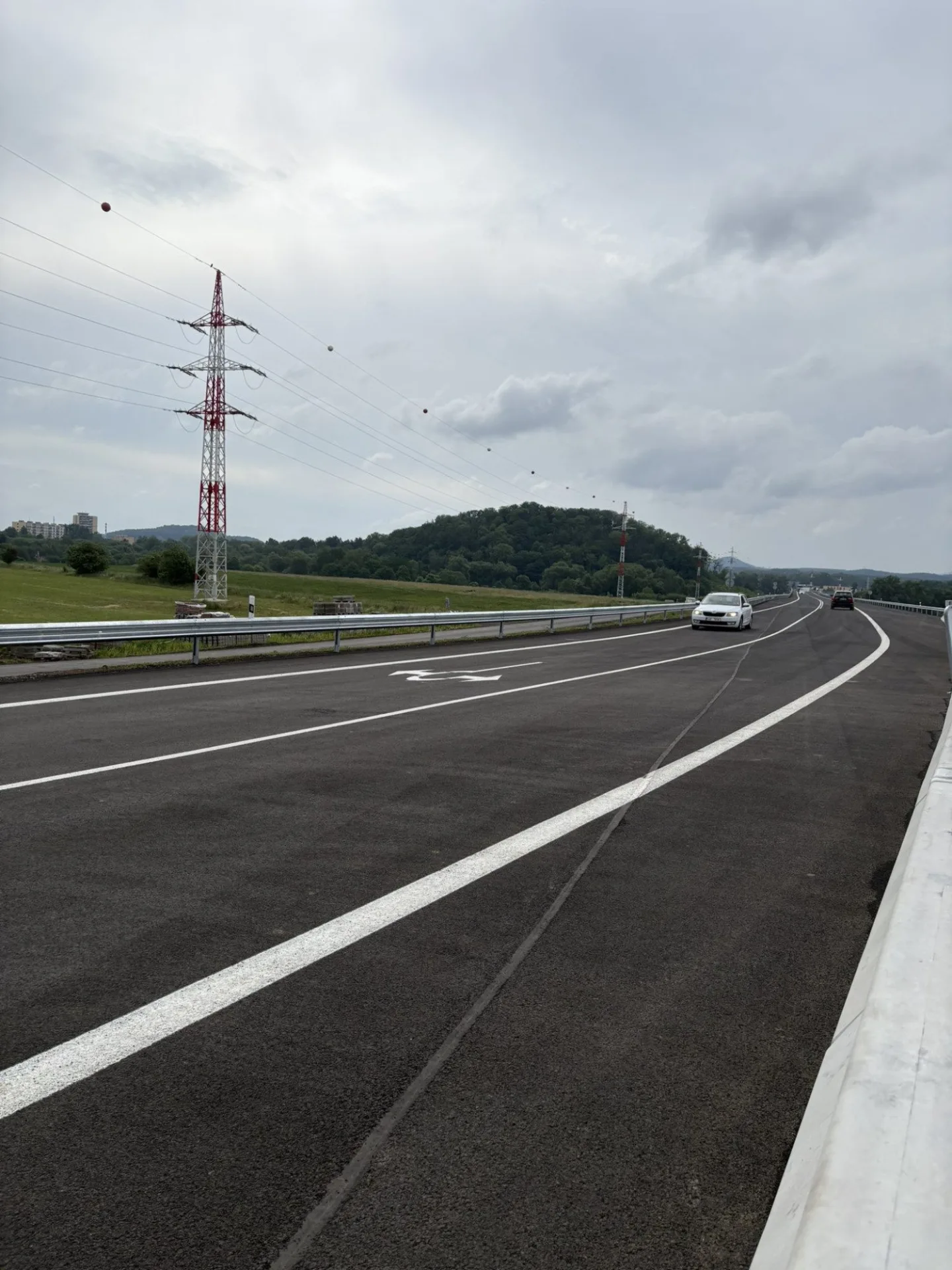Střední část obchvatu České Lípy je hotová, z města odvede část tranzitní dopravy
