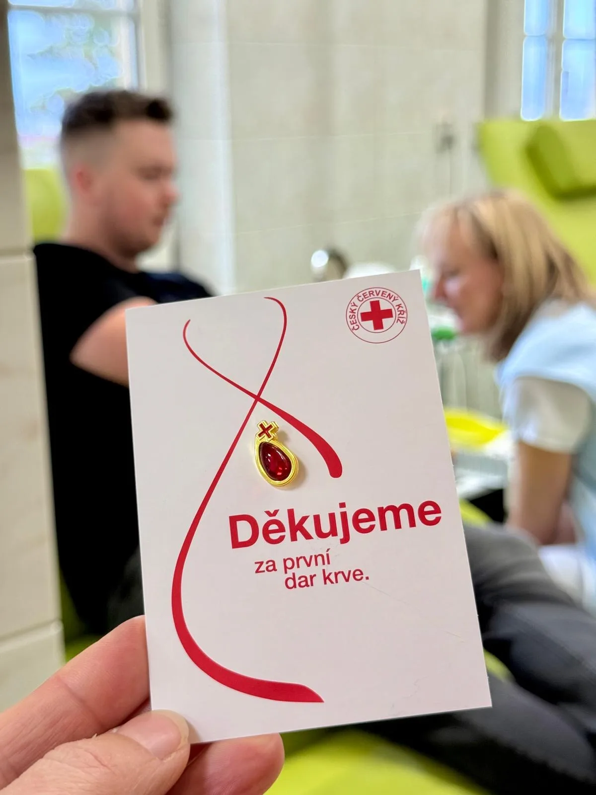 Je světový den dárců krve. Transfuzka liberecké nemocnice u té příležitosti hledá prvodárce