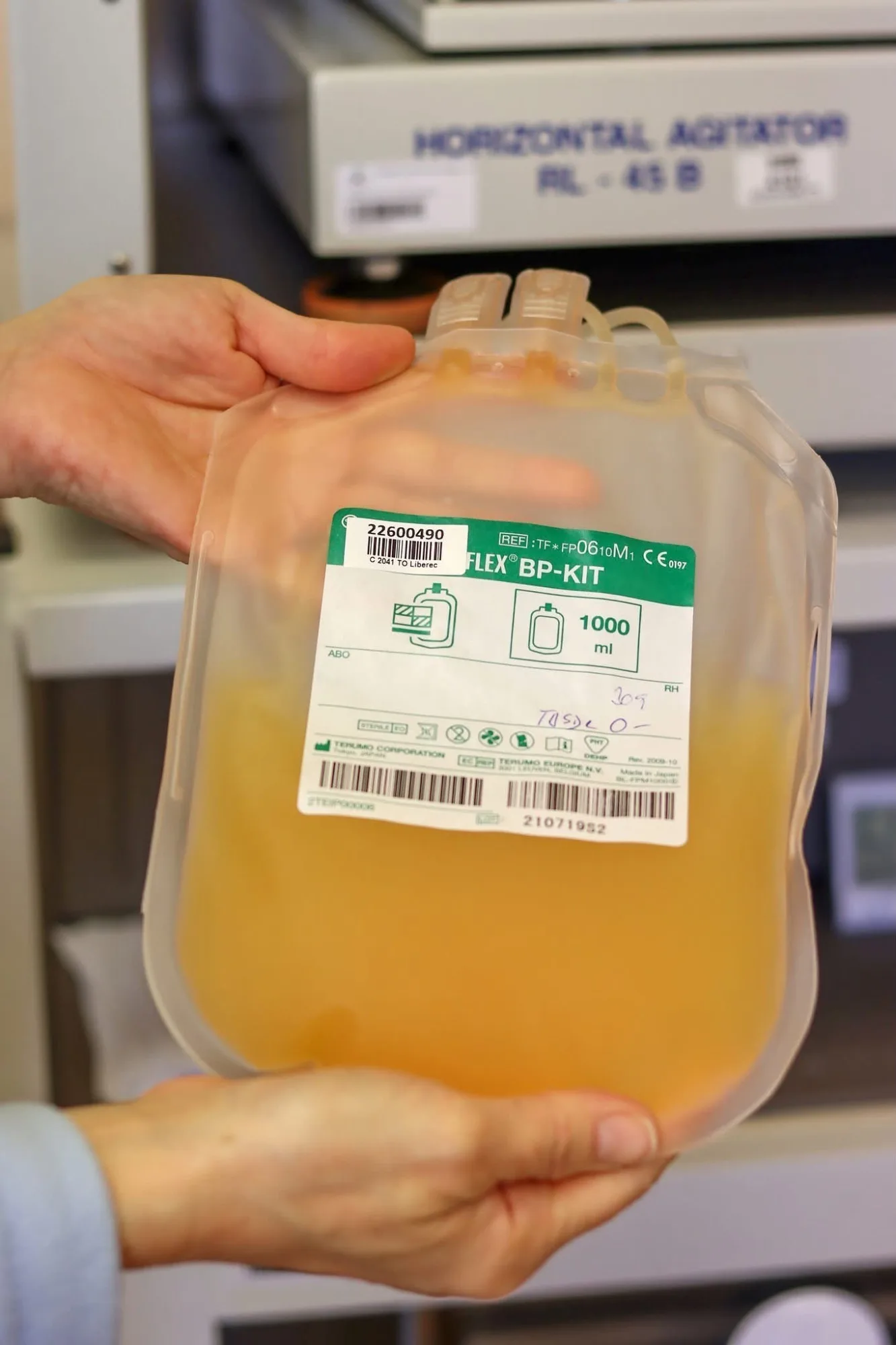 Je světový den dárců krve. Transfuzka liberecké nemocnice u té příležitosti hledá prvodárce