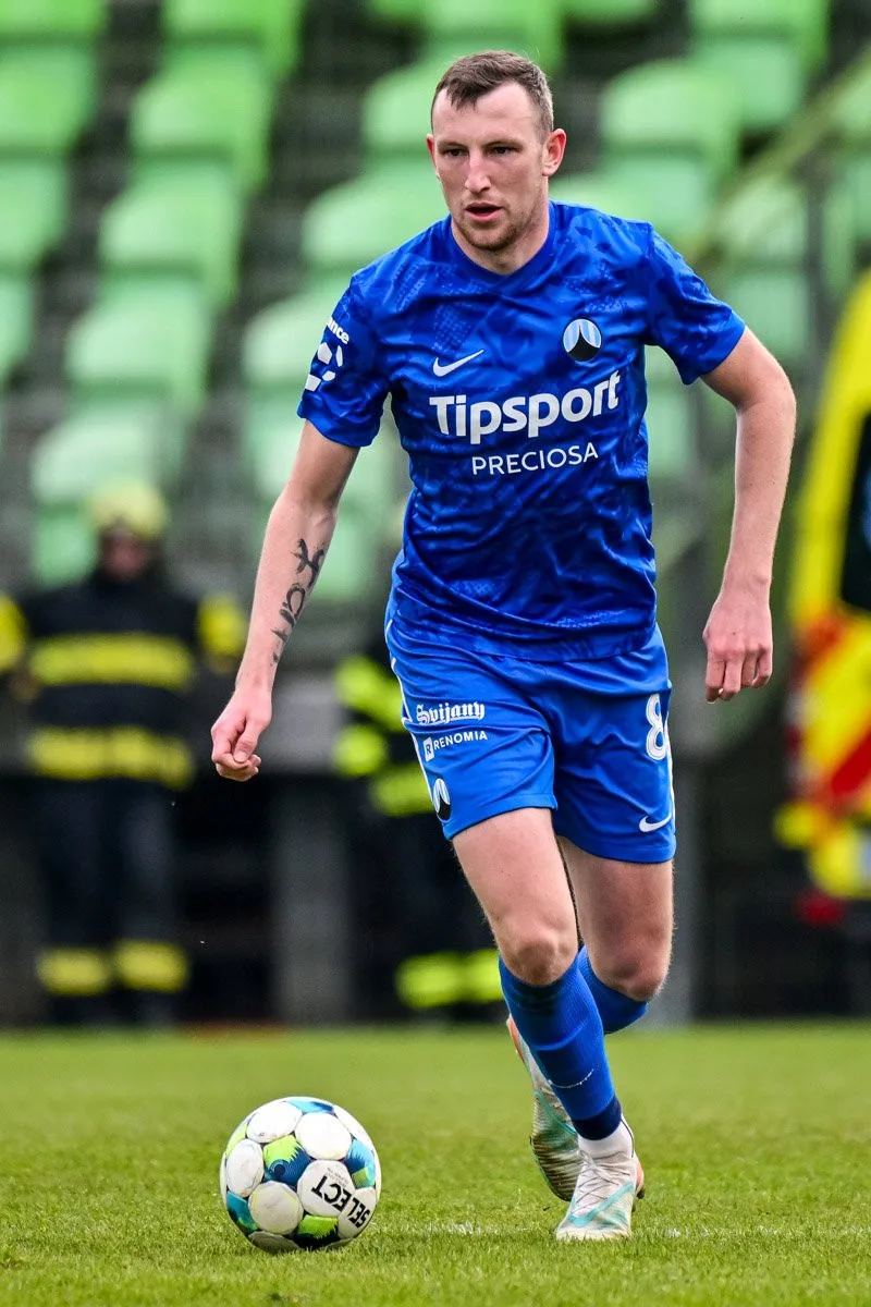 Marek Icha opouští Slovan. Po dvou letech se vrací do Pardubic