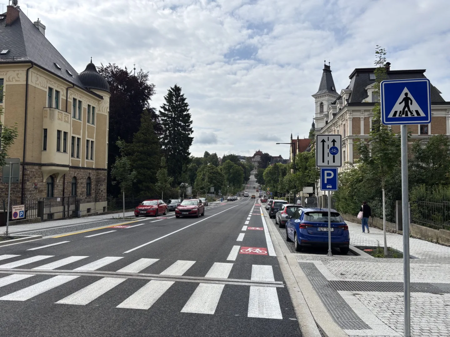 Vítězná ulice v Liberci je průjezdná bez omezení, práce především na přilehlém parku pokračují