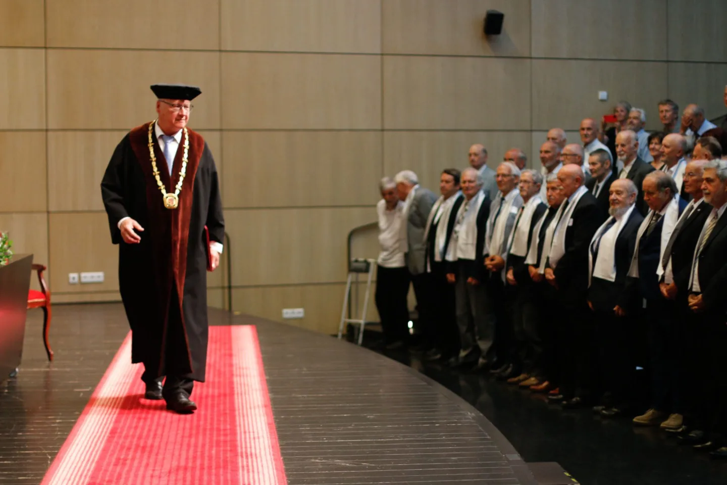 Historicky první zlaté promoce na liberecké univerzitě: Absolventi se vrátili po padesáti letech