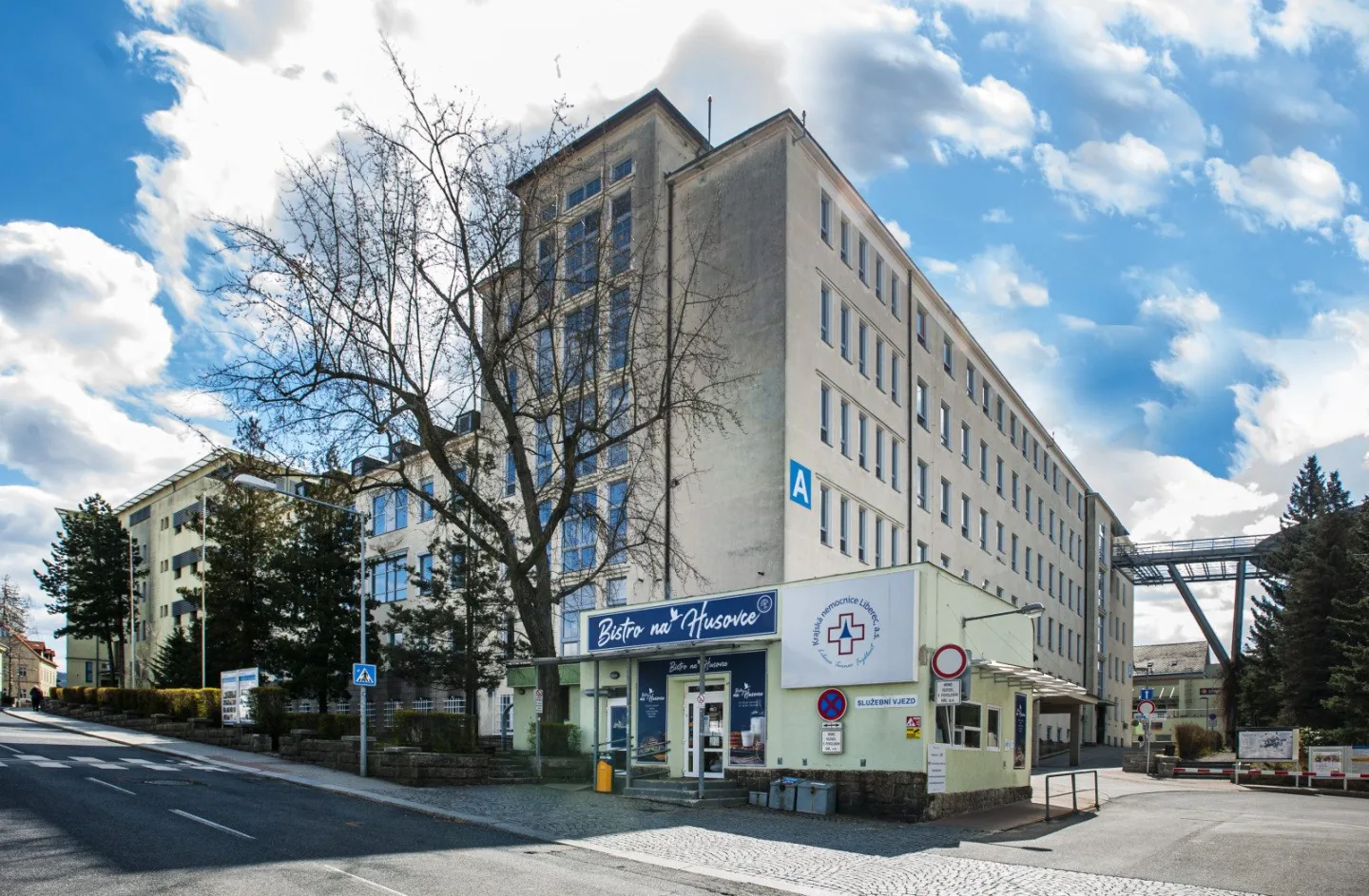 Na nové vedení Krajské nemocnice Liberec chce kraj vypsat výběrové řízení