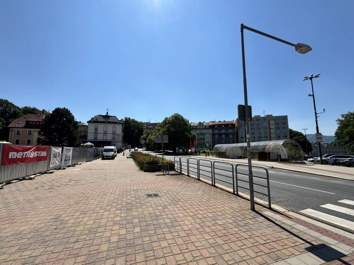 Konec nebezpečným křižovatkám. Liberec zahájil proměnu Tržního náměstí