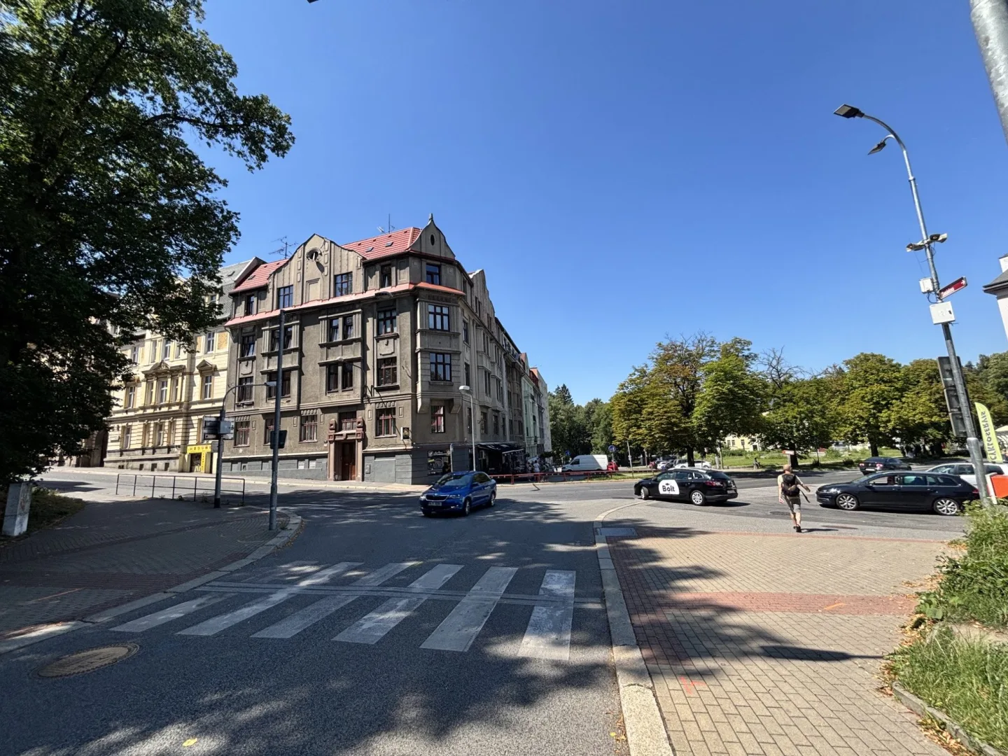 Konec nebezpečným křižovatkám. Liberec zahájil proměnu Tržního náměstí