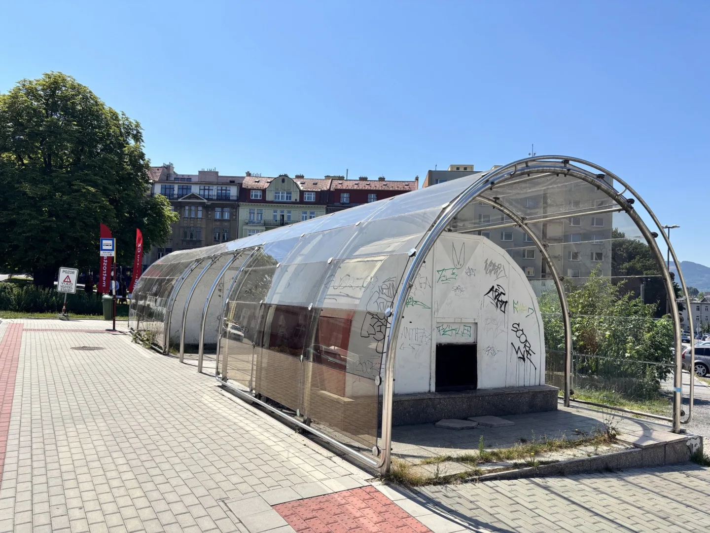 Konec nebezpečným křižovatkám. Liberec zahájil proměnu Tržního náměstí