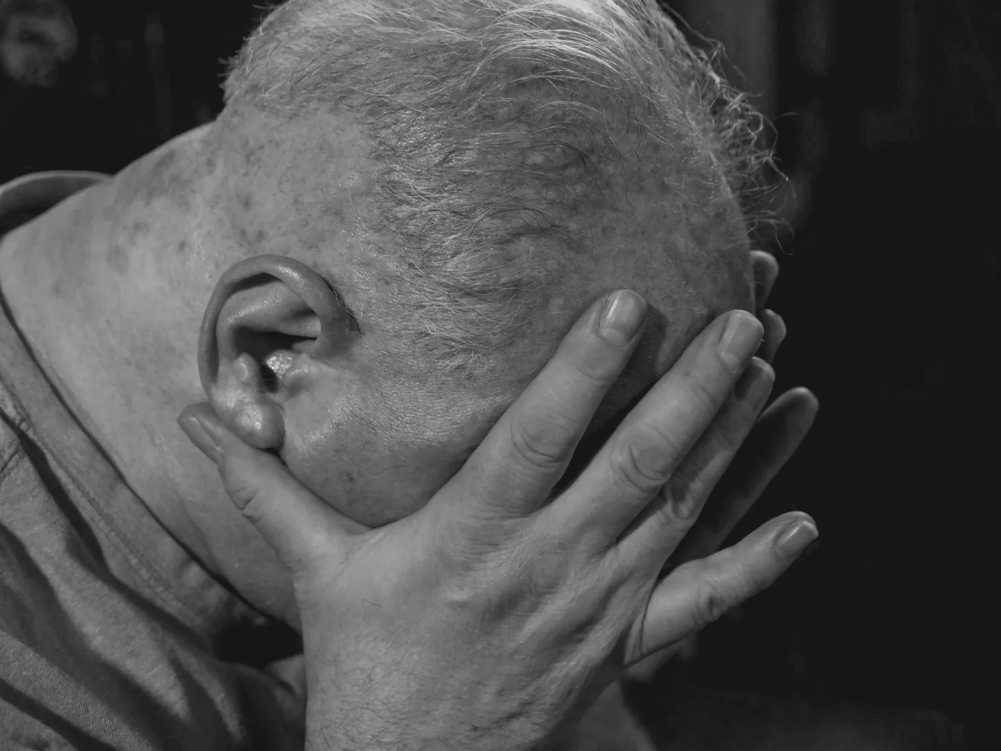 Aplikace pozná nástup Alzheimera, vyzkoušely ji tisíce lidí a je dostupná online