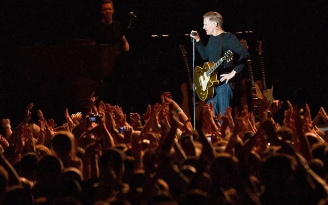Bryan Adams.
