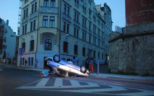 Nehoda Citroenu. Foto: Policie ČR