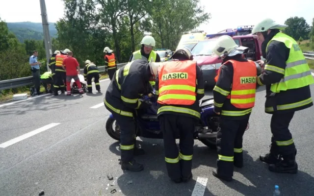 Nehoda motocyklu. Ilustrační foto: HZSLK
