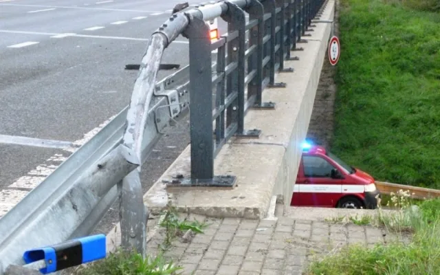 Nehoda u Jeřmanic. Foto: HZSLK