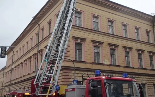 Cvičení v liberecké věznici se zúčastnilo pět hasičských sborů. Foto: Jaromír Mottl, David Kořínek