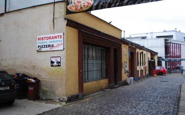 Vstup do dílny ve stylu art deco